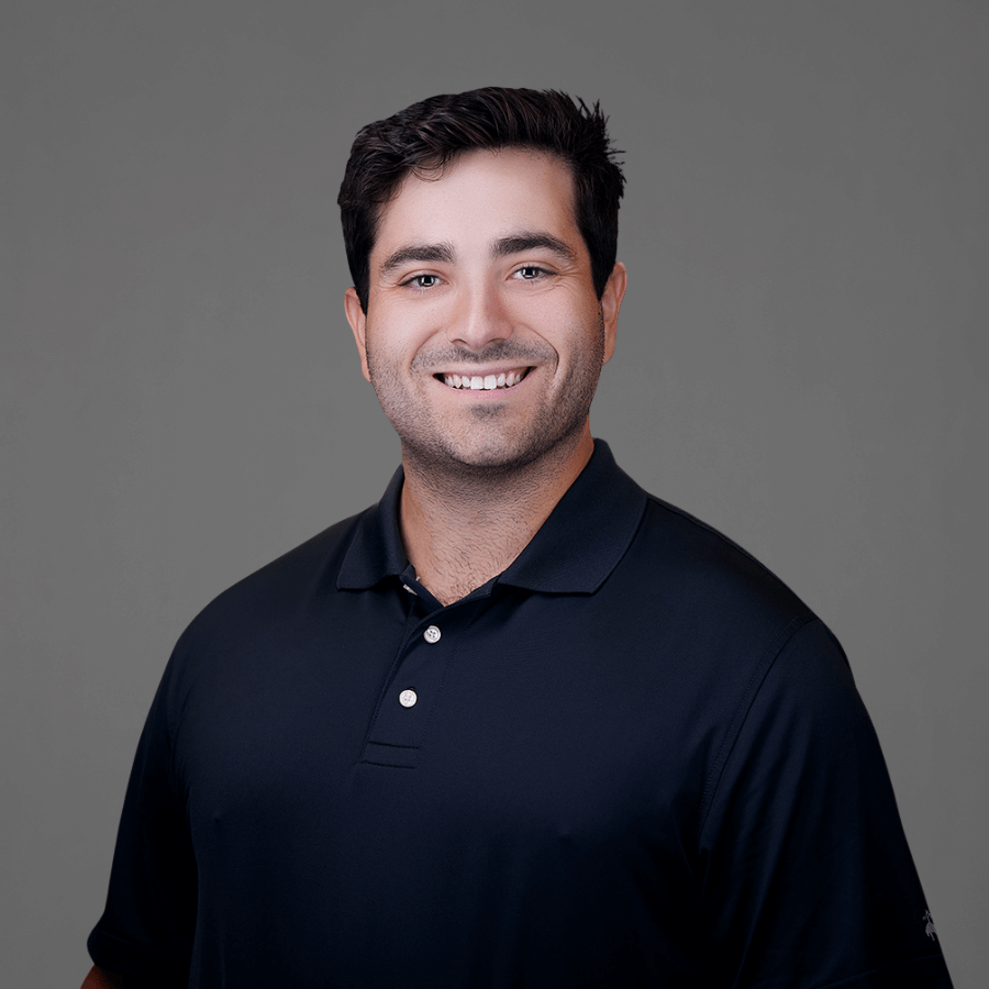 headshot of Alex Delgado